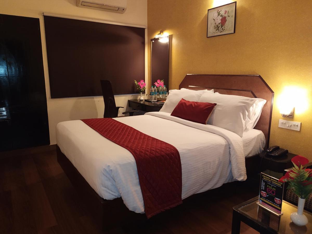 Hotel Ashok Residency Ченай Екстериор снимка