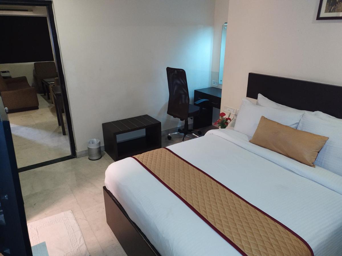 Hotel Ashok Residency Ченай Екстериор снимка
