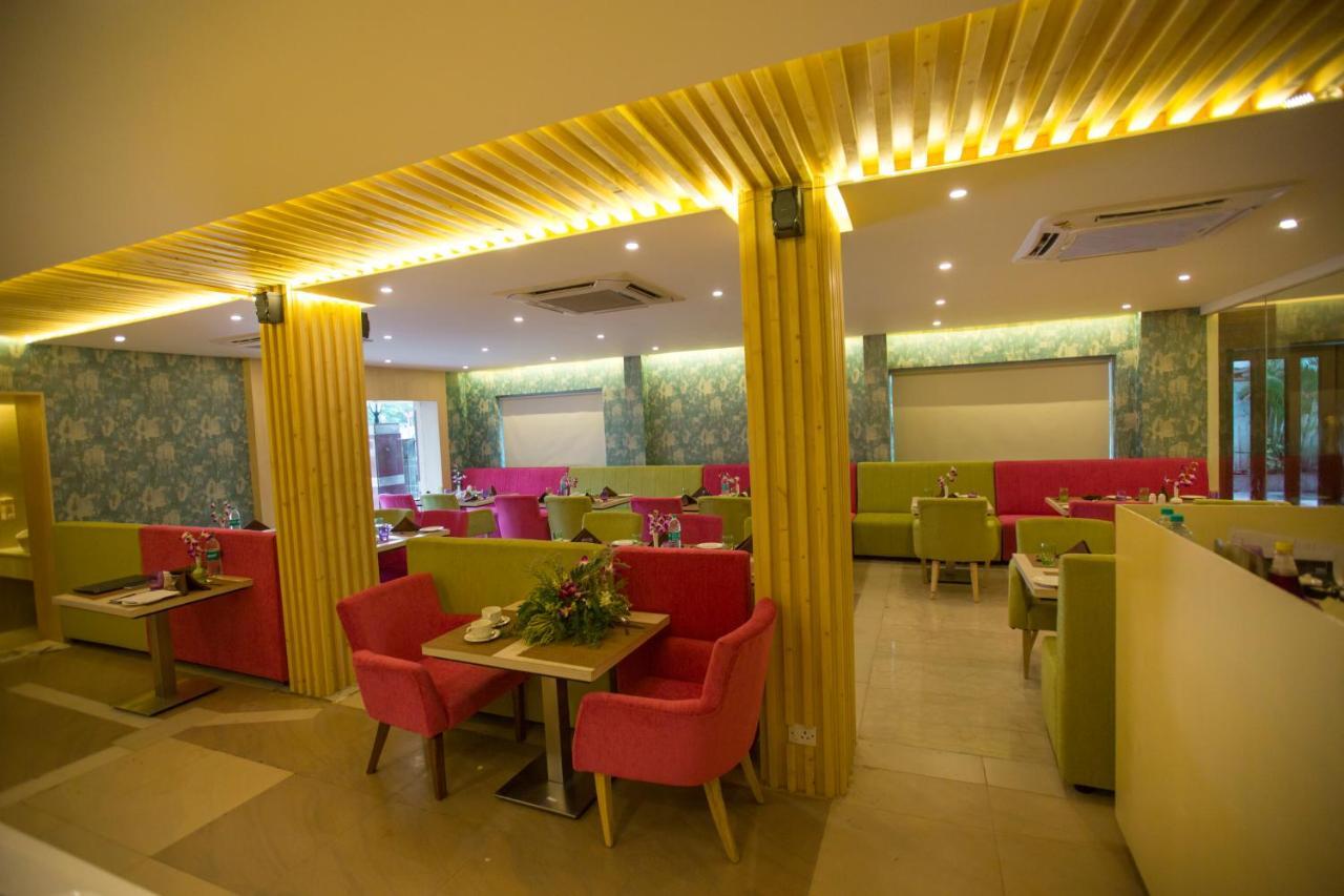 Hotel Ashok Residency Ченай Екстериор снимка
