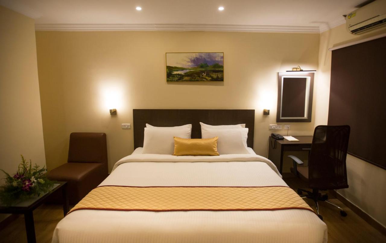 Hotel Ashok Residency Ченай Екстериор снимка