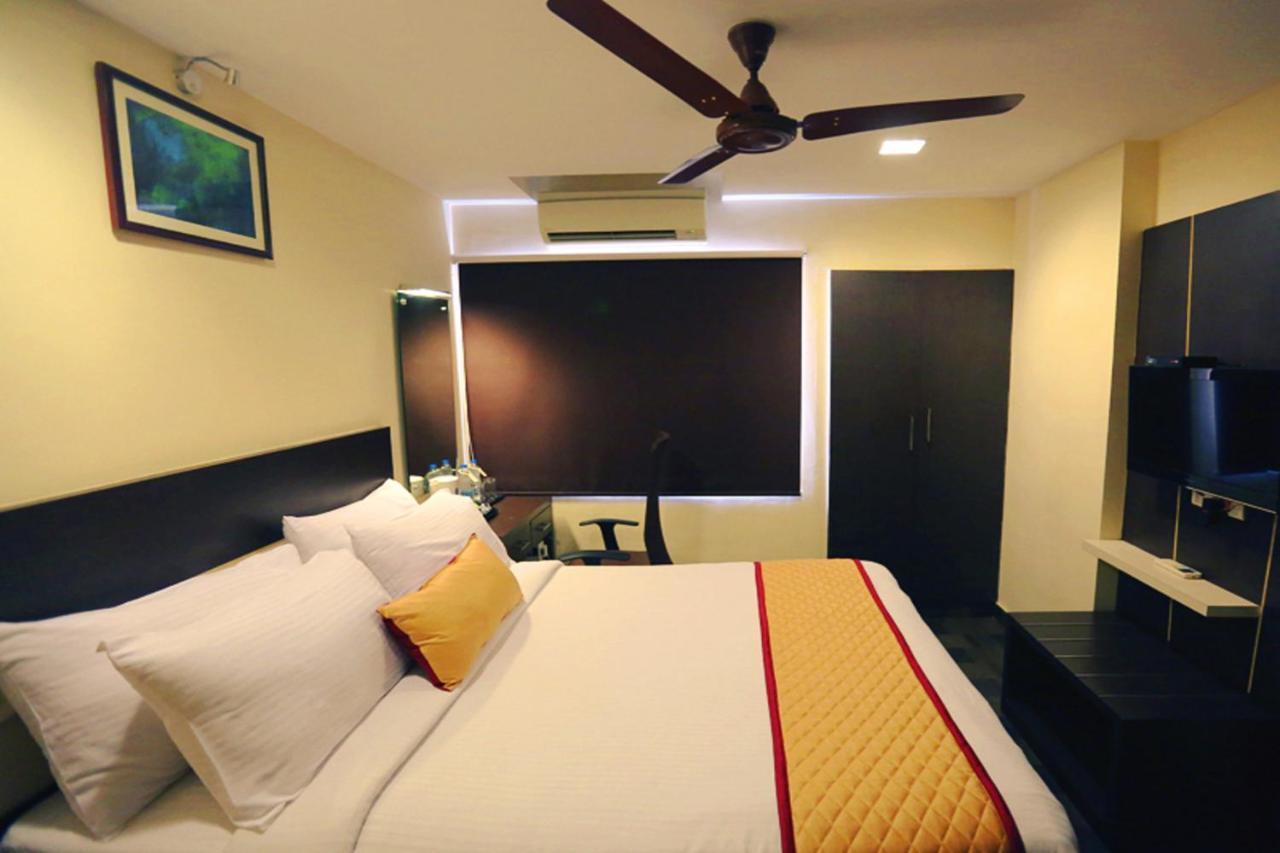 Hotel Ashok Residency Ченай Екстериор снимка